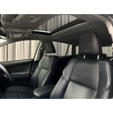 Toyota   SUV 2016,  2.5 hybryda, automat - Na sprzedaż za 72 570 zł - Katowice - zdjęcie 9