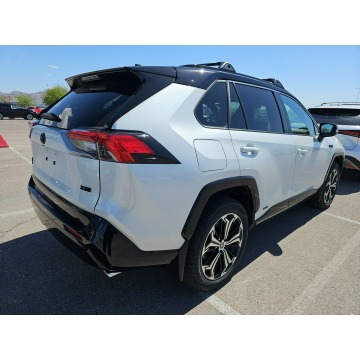 Toyota   SUV 2024,  2.5 hybryda, automat - Na sprzedaż za 233 700 zł - Katowice - zdjęcie 4