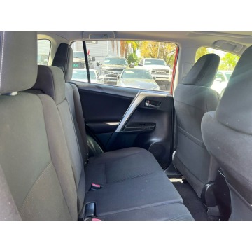 Toyota   SUV 2015,  2.5 hybryda, automat - Na sprzedaż za 76 260 zł - Katowice - zdjęcie 8