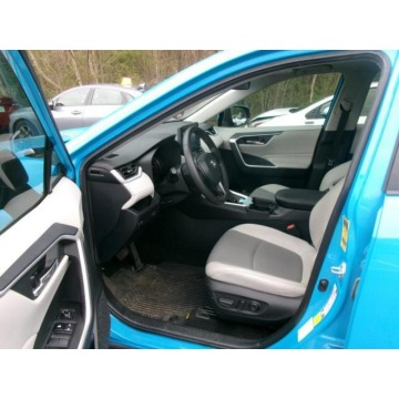 Toyota   SUV 2021,  2.5 hybryda, automat - Na sprzedaż za 123 000 zł - Katowice - zdjęcie 4
