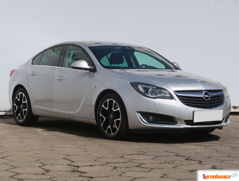 Opel Insignia  Liftback 2015,  2.0 diesel - Na sprzedaż za 36 178 zł - Łódź