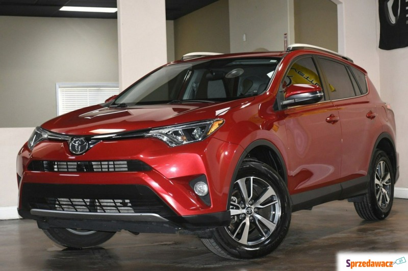 Toyota   SUV 2016,  2.5 hybryda - Na sprzedaż za 63 960 zł - Katowice