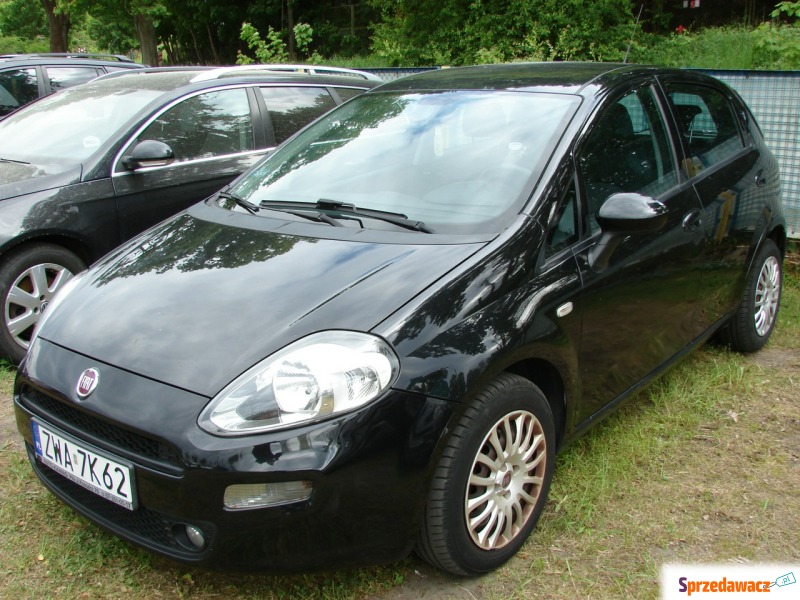 Fiat Punto - 1,2 ETYLINA  70 KM Mały przebieg - Samochody osobowe - Piła