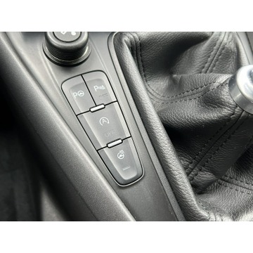 Ford Focus 2016,  1.5 diesel - Na sprzedaż za 37 999 zł - Gostyń - zdjęcie 12