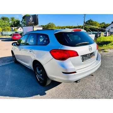 Opel Astra 2011,  2.0 diesel, automat - Na sprzedaż za 15 900 zł - Dolna Grupa - zdjęcie 4