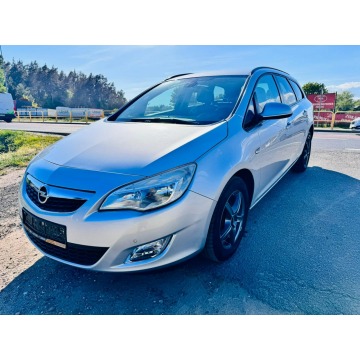 Opel Astra 2011,  2.0 diesel, automat - Na sprzedaż za 15 900 zł - Dolna Grupa - zdjęcie 3