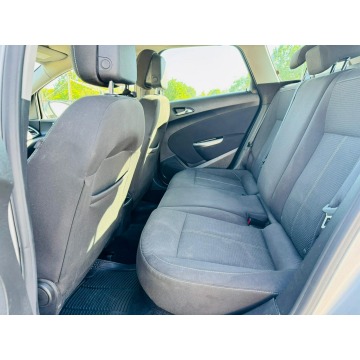 Opel Astra 2011,  2.0 diesel, automat - Na sprzedaż za 15 900 zł - Dolna Grupa - zdjęcie 7