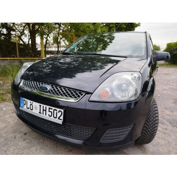 Ford Fiesta - KLIMA benzyna 5 drzwi oplaty w cenie auta