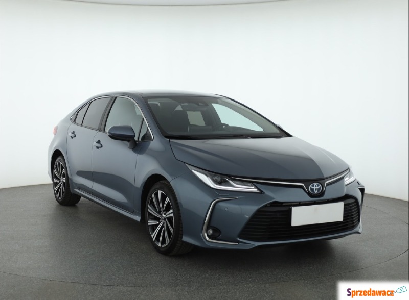 Toyota Corolla  Liftback 2022,  1.8 benzyna - Na sprzedaż za 79 673 zł - Piaseczno