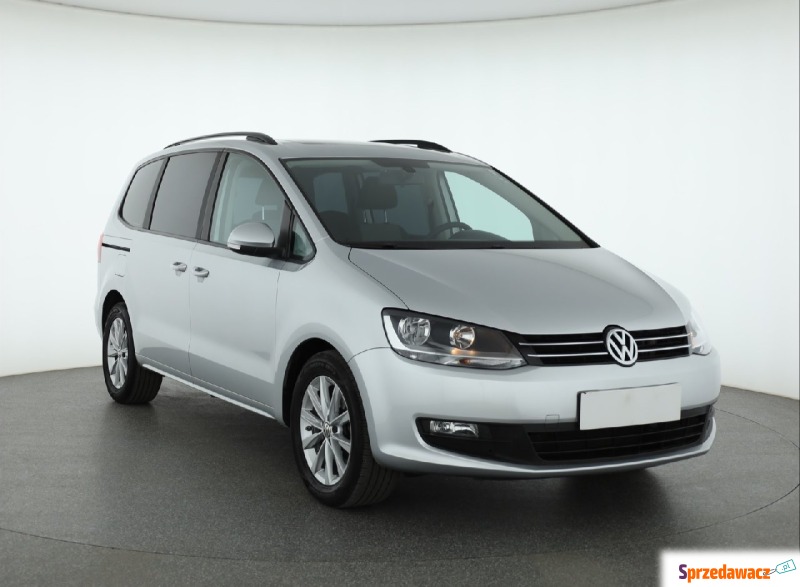 VW Sharan 2.0 TDI (140KM), 2014 - Samochody osobowe - Piaseczno