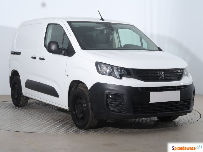 Peugeot Partner  Pick-up 2020,  1.5 diesel - Na sprzedaż za 47 966 zł - Dąbrowa Górnicza