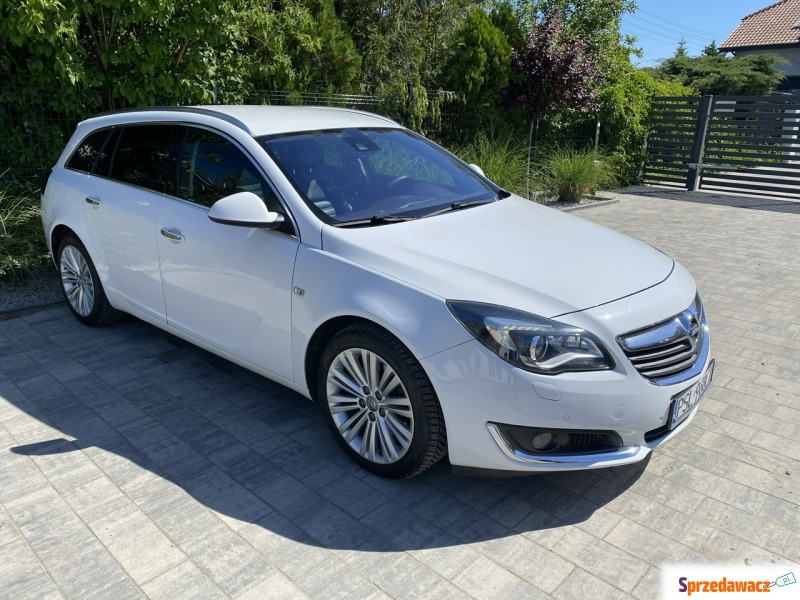 Opel Insignia 2015,  2.0 diesel - Na sprzedaż za 39 999 zł - Poznań