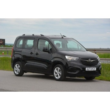 Opel Combo  Minivan/Van 2019,  1.2 benzyna - Na sprzedaż za 51 100 zł - Sędziszów Małopolski - zdjęcie 9