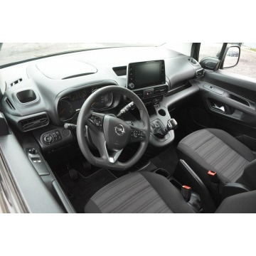 Opel Combo  Minivan/Van 2019,  1.2 benzyna - Na sprzedaż za 51 100 zł - Sędziszów Małopolski - zdjęcie 11