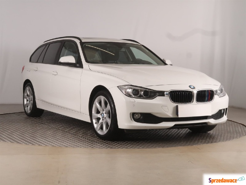BMW Seria 3  Kombi 2014,  2.0 diesel - Na sprzedaż za 55 999 zł - Zabrze