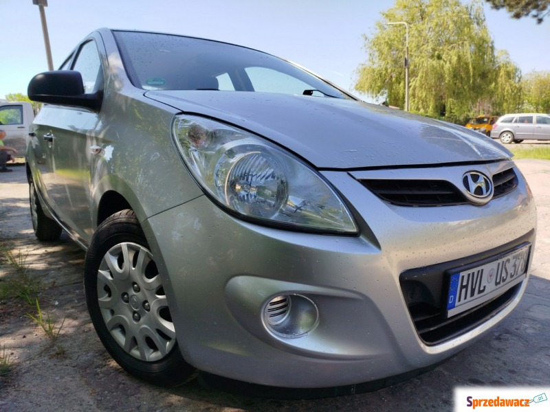 Hyundai i20  Hatchback 2009,  1.3 benzyna - Na sprzedaż za 7 900,00 zł - Toruń