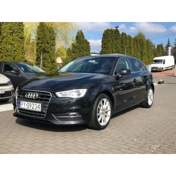 Audi A3 - 2.0 TDI 150 S-Tronic Navi PDC Xenon Sport