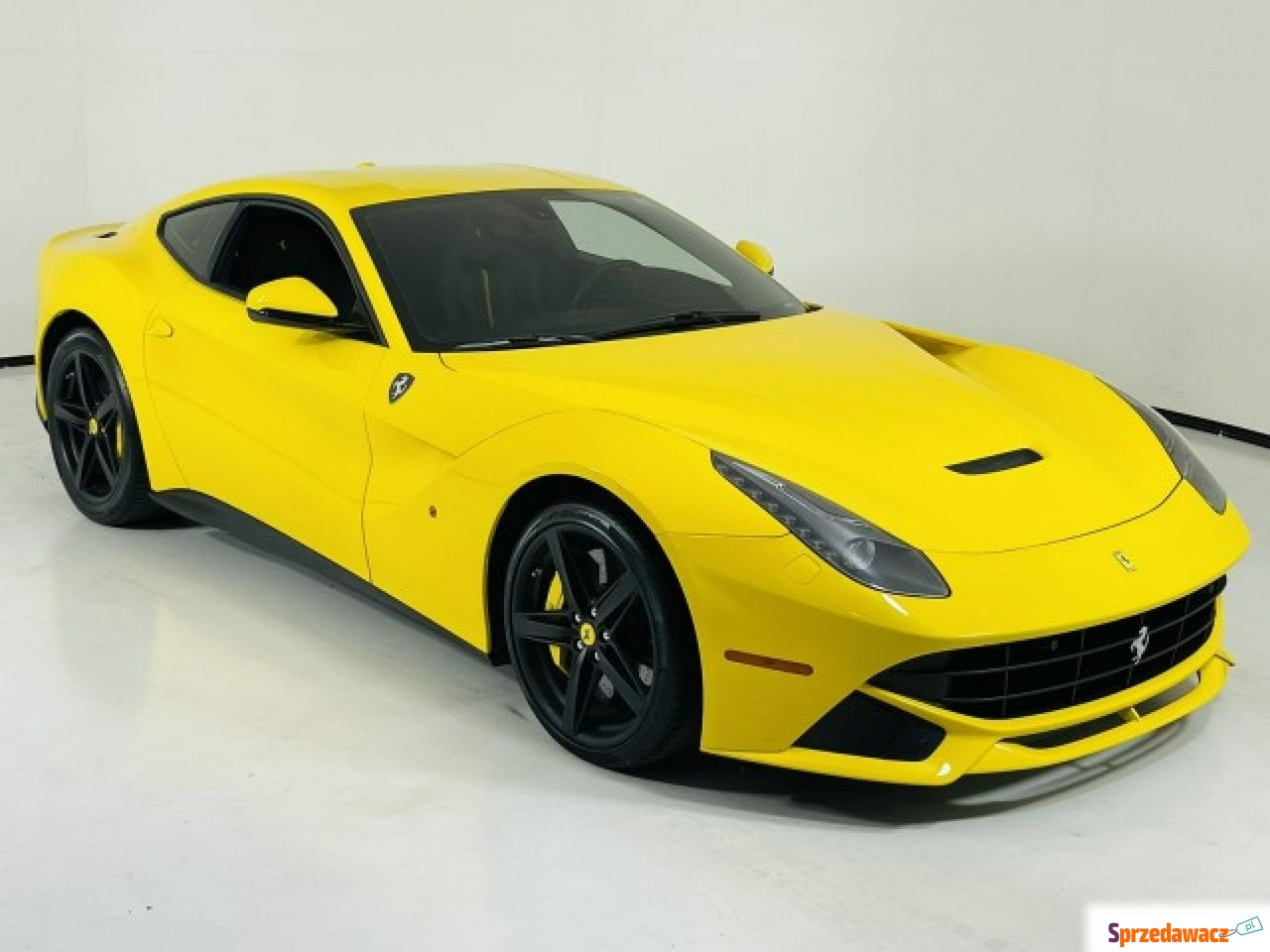 Ferrari F12 2017