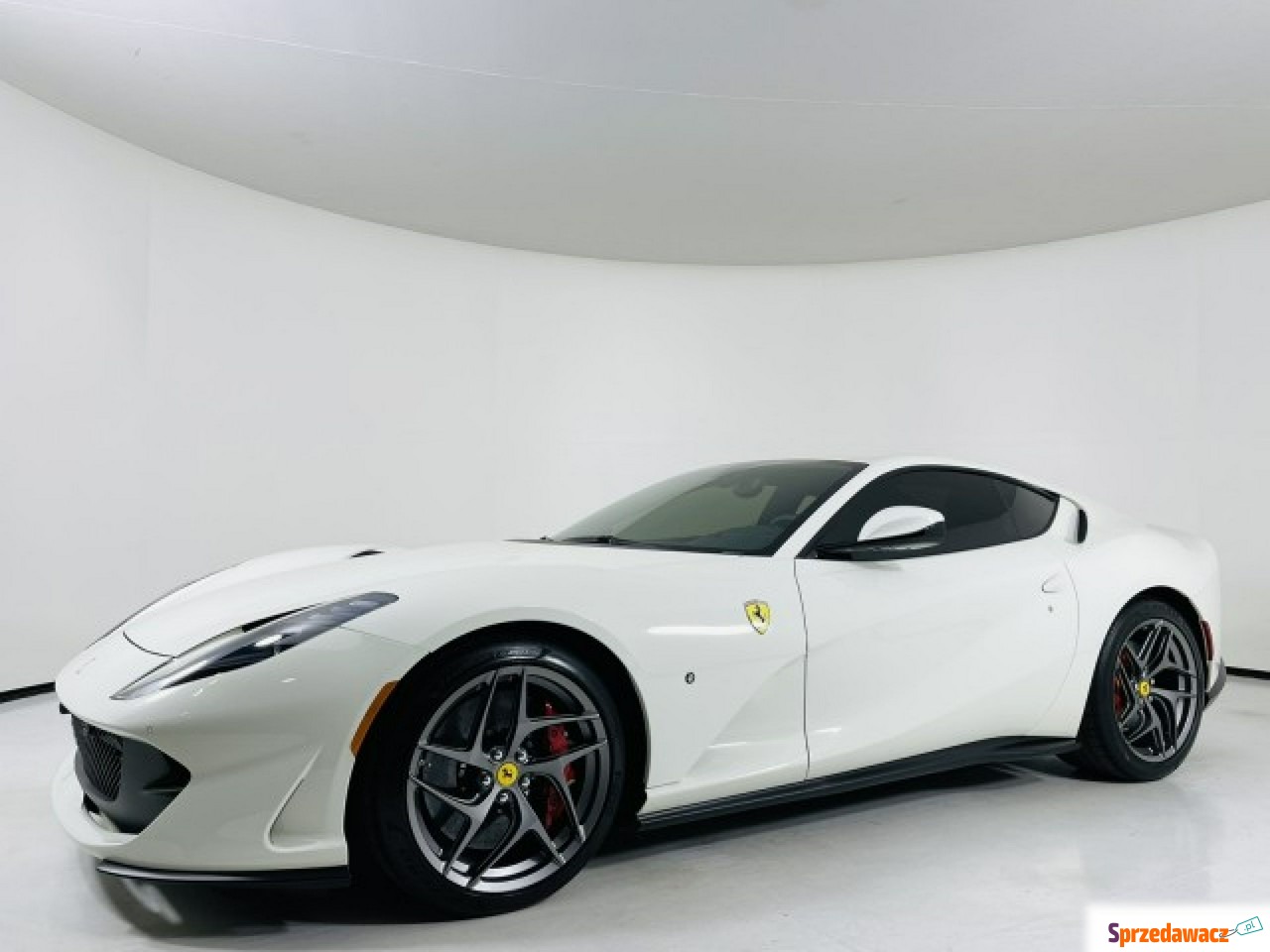 Ferrari 2019