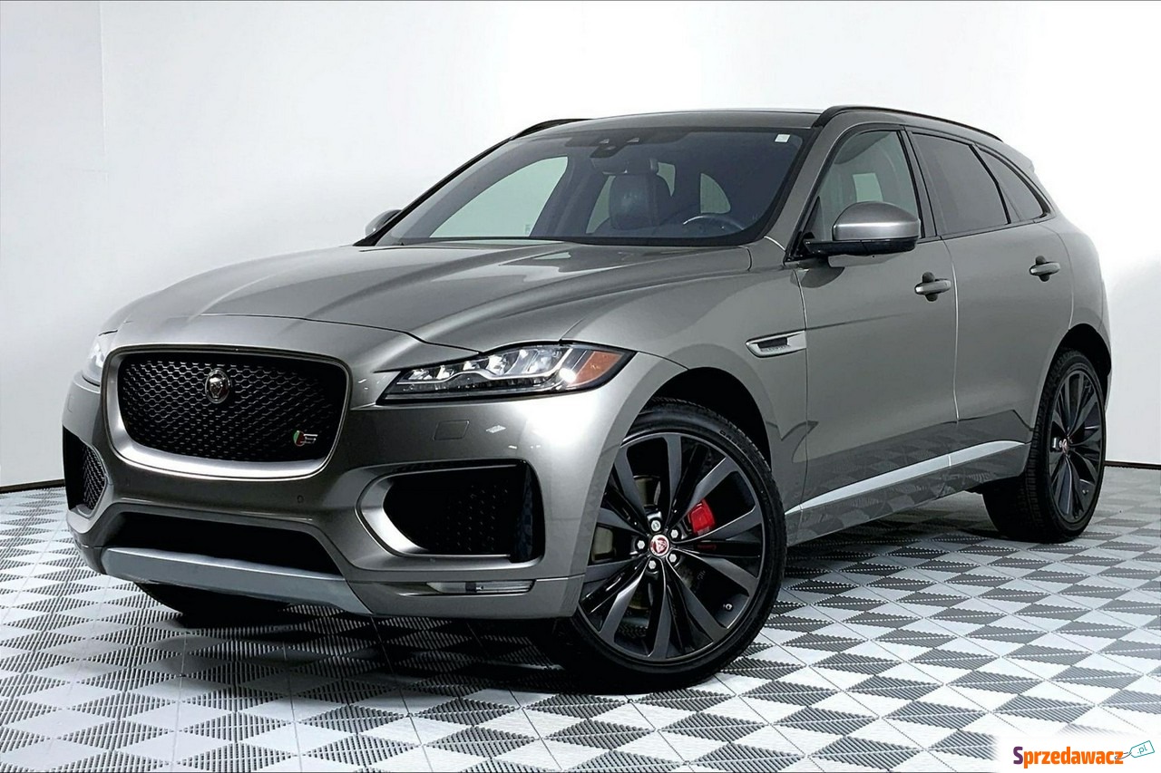 Jaguar F-PACE 2018