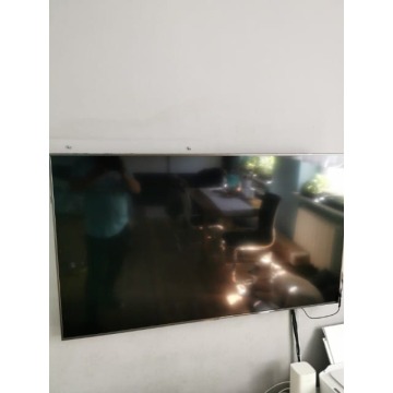 Syndyk sprzeda telewizor Samsung UHD 4K Smart TV55