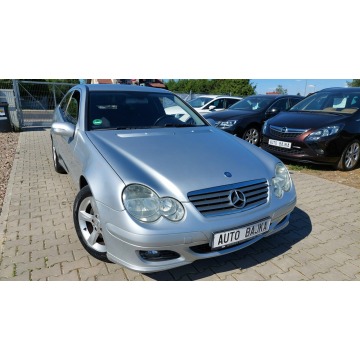 Mercedes C 180 - 1.8 143ps Kompressor Klimatyzacja Alusy 17 Niemcy 100%Orginal LIFT