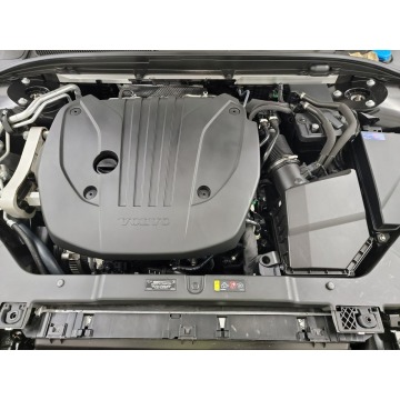 Volvo S60  Sedan/Limuzyna 2022,  2.0 benzyna, automat - Na sprzedaż za 161 550 zł - Katowice - zdjęcie 10