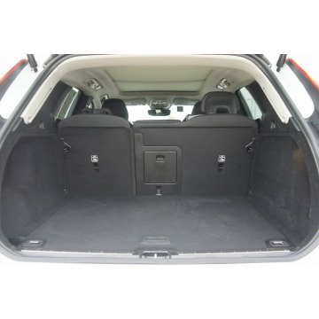 Volvo   SUV 2023,  2.0 hybryda, automat - Na sprzedaż za 216 000 zł - Katowice - zdjęcie 10