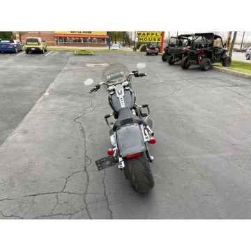 2018 HARLEY-DAVIDSON FLFBS - Motocykle cruiser - Katowice - zdjęcie 9