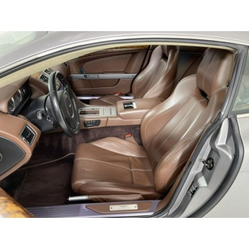 Aston Martin DB9  Coupe/Sportowy 2009,  6.0 benzyna, automat - Na sprzedaż za 161 868 zł - Katowice - zdjęcie 2