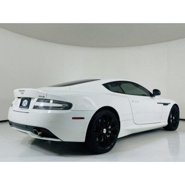 Aston Martin DB9  Sedan/Limuzyna 2015,  5.9 benzyna, automat - Na sprzedaż za 516 600 zł - Katowice - zdjęcie 4