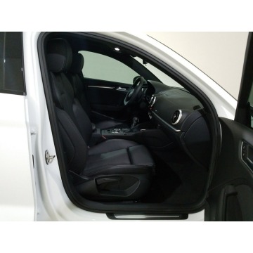 Audi A3  Sedan/Limuzyna 2020,  2.0 benzyna, automat - Na sprzedaż za 107 625 zł - Katowice - zdjęcie 9