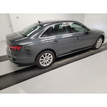 Audi A4  Sedan/Limuzyna 2022,  2.0 hybryda, automat - Na sprzedaż za 164 820 zł - Katowice - zdjęcie 4