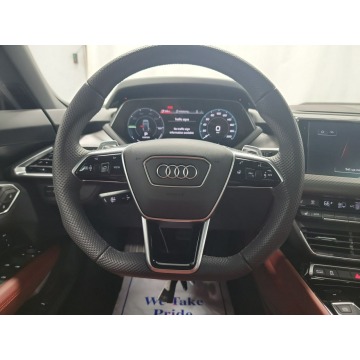 Audi e-tron  SUV 2022 elektryczny, automat - Na sprzedaż za 328 410 zł - Katowice - zdjęcie 12