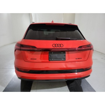 Audi e-tron  SUV 2022 elektryczny, automat - Na sprzedaż za 319 800 zł - Katowice - zdjęcie 5