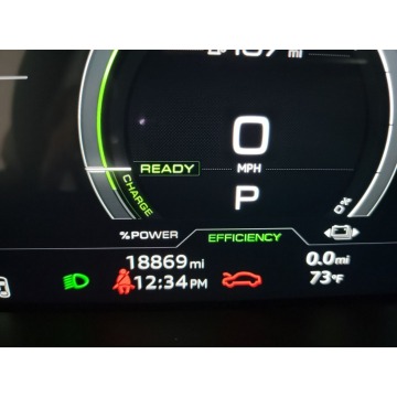 Audi e-tron  SUV 2022 elektryczny, automat - Na sprzedaż za 319 800 zł - Katowice - zdjęcie 11