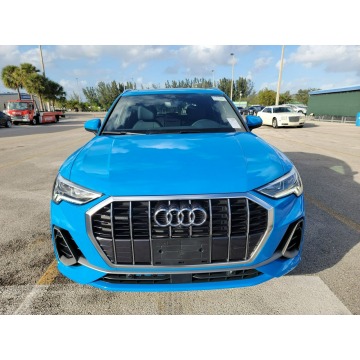 Audi Q3  SUV 2022,  2.0 benzyna, automat - Na sprzedaż za 147 600 zł - Katowice - zdjęcie 2