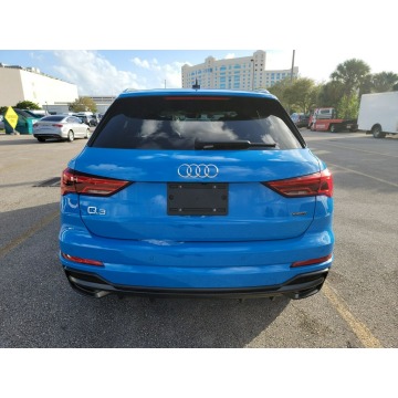 Audi Q3  SUV 2022,  2.0 benzyna, automat - Na sprzedaż za 147 600 zł - Katowice - zdjęcie 5