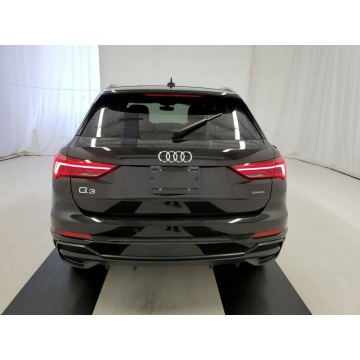 Audi Q3  SUV 2019,  2.0 benzyna, automat - Na sprzedaż za 120 540 zł - Katowice - zdjęcie 5