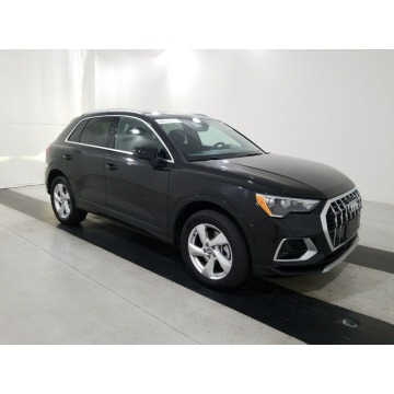 Audi Q3  SUV 2020,  2.0 benzyna, automat - Na sprzedaż za 182 040 zł - Katowice - zdjęcie 2