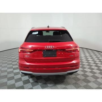 Audi Q3  SUV 2020,  2.0 benzyna, automat - Na sprzedaż za 127 920 zł - Katowice - zdjęcie 5