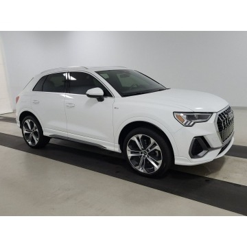 Audi Q3  SUV 2020,  2.0 benzyna, automat - Na sprzedaż za 108 240 zł - Katowice - zdjęcie 3