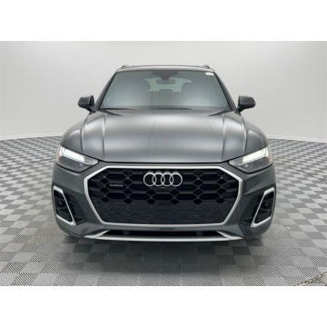 Audi Q5  SUV 2022,  2.0 benzyna, automat - Na sprzedaż za 172 200 zł - Katowice - zdjęcie 2