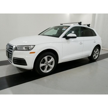 Audi Q5  SUV 2020,  2.0 benzyna, automat - Na sprzedaż za 170 970 zł - Katowice - zdjęcie 2