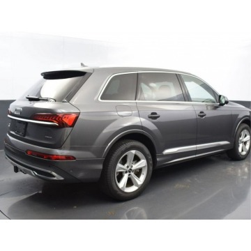 Audi Q7  SUV 2022,  2.0 benzyna, automat - Na sprzedaż za 252 150 zł - Katowice - zdjęcie 4