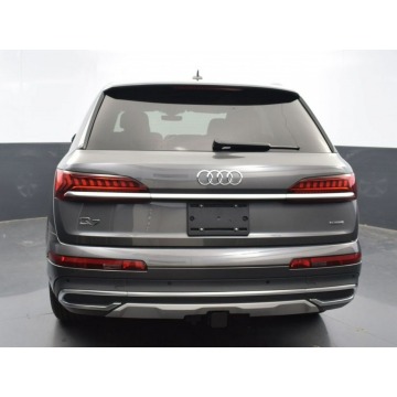 Audi Q7  SUV 2022,  2.0 benzyna, automat - Na sprzedaż za 252 150 zł - Katowice - zdjęcie 5