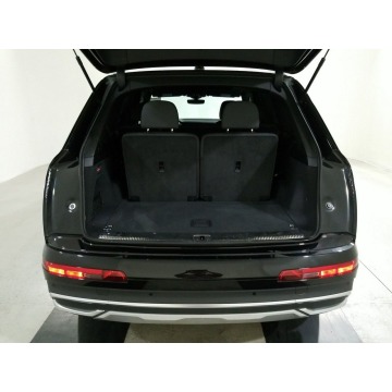 Audi Q7  SUV 2020,  3.0 benzyna, automat - Na sprzedaż za 130 011 zł - Katowice - zdjęcie 5