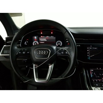 Audi Q7  SUV 2020,  3.0 benzyna, automat - Na sprzedaż za 130 011 zł - Katowice - zdjęcie 9