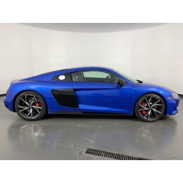 Audi R8  Kabriolet 2022,  5.2 benzyna, automat - Na sprzedaż za 725 700 zł - Katowice - zdjęcie 5