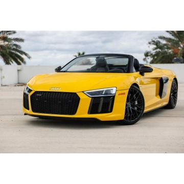 Audi R8 - Spyder 5.2L V10 plus 602KM